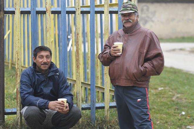 Two Roma enjoy a cup of tea in Košice on November 10, 2018. 