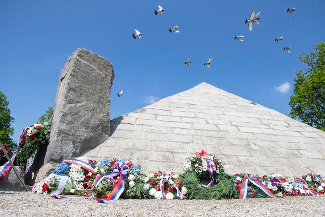 One dark tourism site in Slovakia is the place near Ivanka pri Dunaji where national hero Milan Rastislav Štefánik died in a plane crash in 1919. The site is marked by a stone memorial.