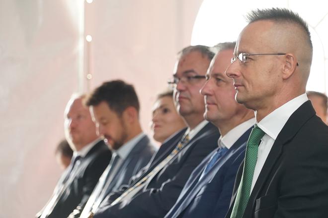 Péter Szijjártó.