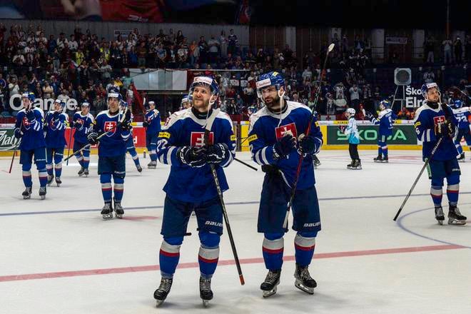 Slovenská hokejová reprezentácia po dvojzápase vo Zvolene.