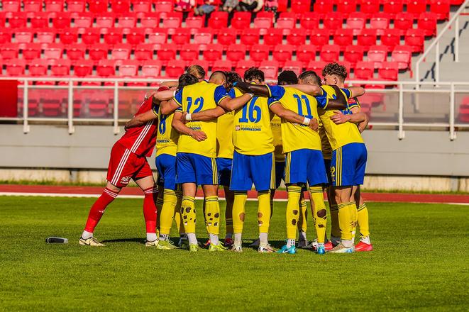 Porada futbalistov Pohronia. K záchrane majú najbližšie.