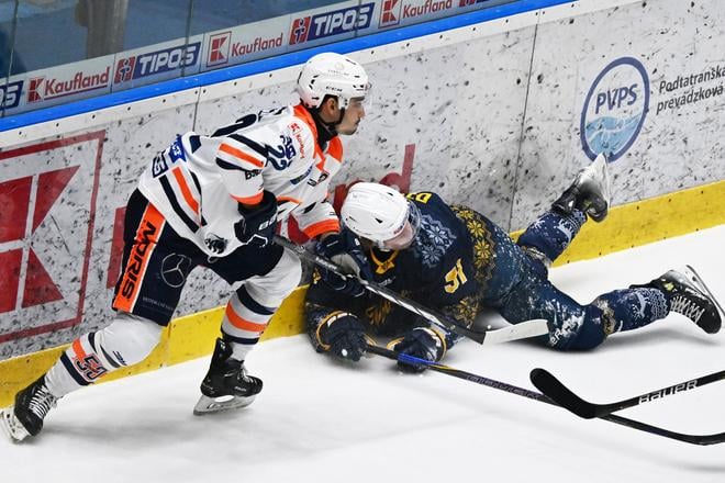 Marek Valach (vľavo) v drese Michaloviec.