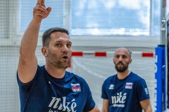 Michal Mašek (vľavo) bude mať po svojom boku aj talianskeho trénera Martina Volpiniho.