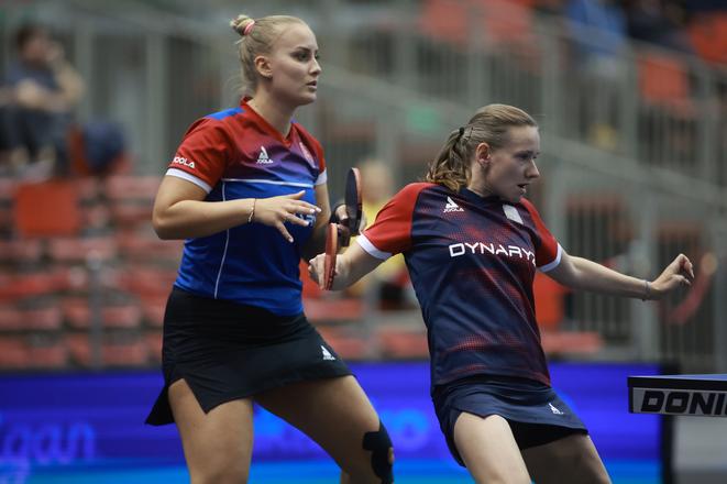 Slovenka Barbora Balážová (vľavo) a Češka Hana Matelová ako úradujúce majsterky Európy vo štvorhre budú naším želiezkom aj na svetovom šampionáte v katarskej Dauhe.