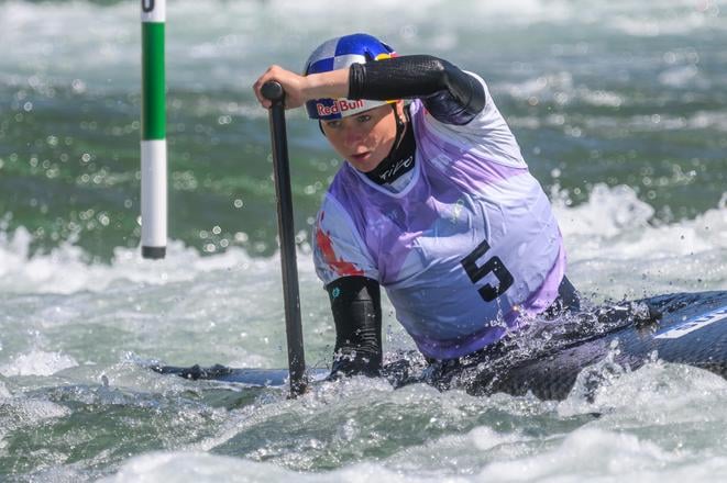 Na snímke slovenská vodná slalomárka Zuzana Paňková počas kvalifikácie pretekov v kategórii C1 žien na majstrovstvách Európy vo vodnom slalome. 