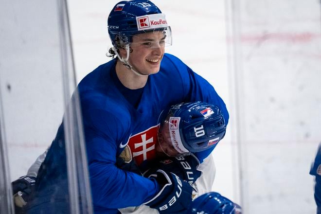 Dalibor Dvorský a Adam Sýkora počas tréningu pred zápasom A-skupiny Kanada -Slovensko.