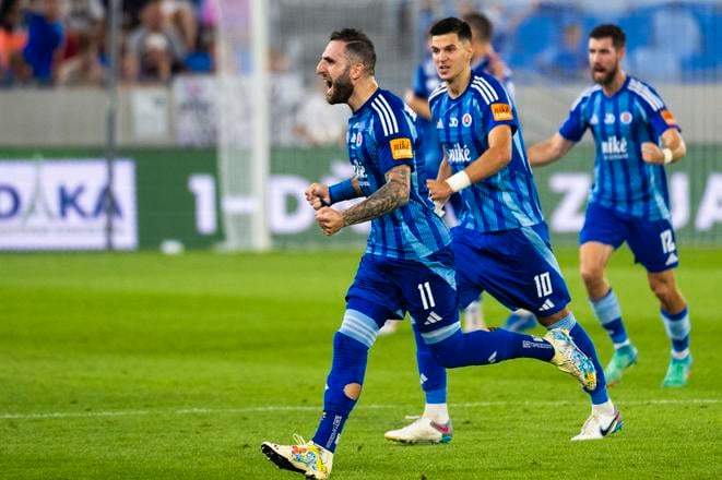 Slovanisti Tigran Barseghjan, Marko Tolič a Kenan Bajrič (zľava) nechýbajú v najlepšej jedenástke Niké ligy 2024/25 podľa známkovania Športu. Prvý menovaný sa dostal úplne na vrchol...