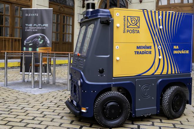 Автомобіль для автономної доставки пошти курсуватиме між установами в пішохідній зоні Братислави