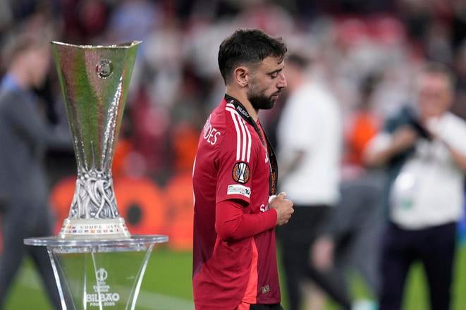 Bruno Fernandes počas finále Európskej ligy. AP Photo/Bernat Armangue