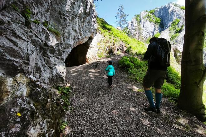 A newly marked hiking trail now leads to the cave.