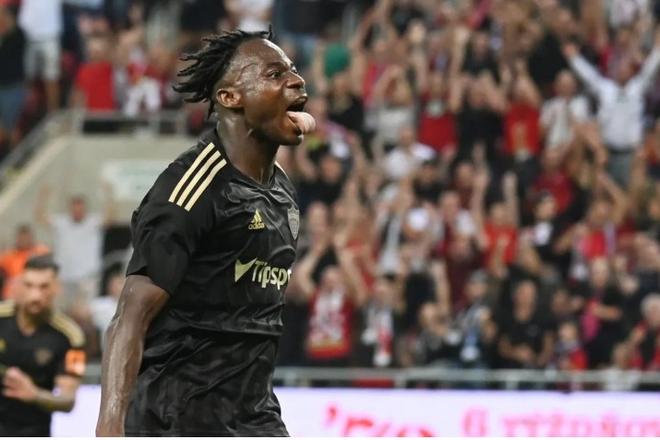 Kelvin Ofori po góle v sieti súpera.