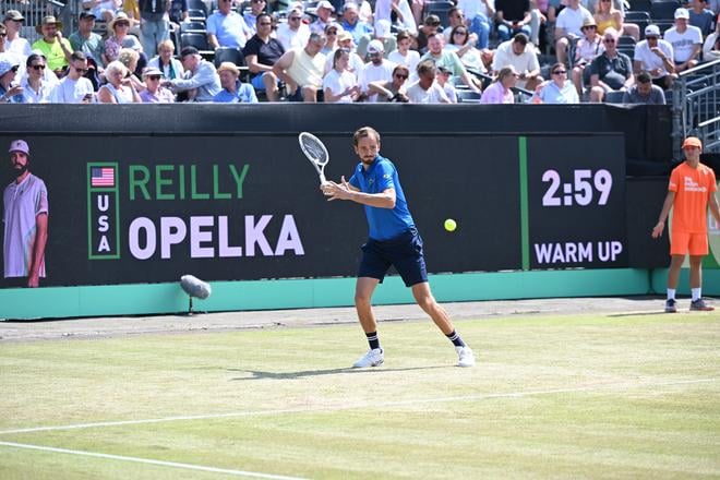 Daniil Medvedev na turnaji v holandskom Hertogenboschi.
