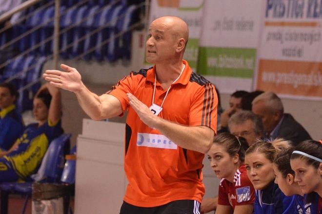 Michal Lukačín v MOL lige hádzanárok naposledy pred 6 rokmi viedol HK Slovan Duslo Šaľa, od novej sezóny sa tretíkrát posadí na lavičku MŠK Iuventa Michalovce.