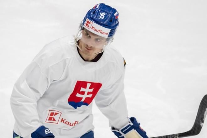 Adam Žiak vlani na Nemeckom pohári absolvoval reprezntačný debut, na majstrovstvá sveta do Štokholmu sa však pre zranenie nedostal.