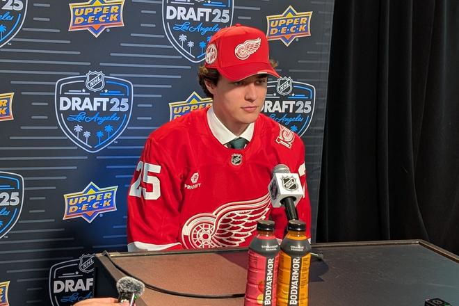 Michal Prádel v drese Detroitu Red Wings.