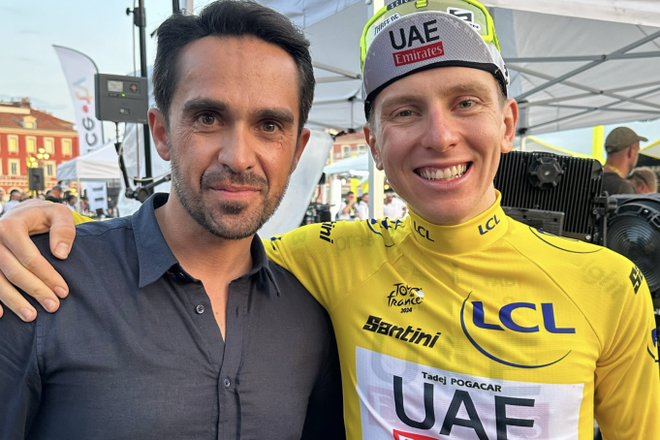 Alberto Contador s trojnásobným víťazom Tour de France Tadejom Pogačarom.