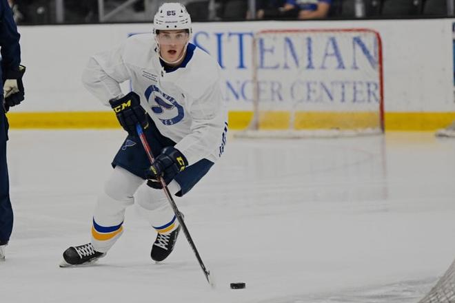 Juraj Pekarčík na nováčikovskom kempe St. Louis Blues.