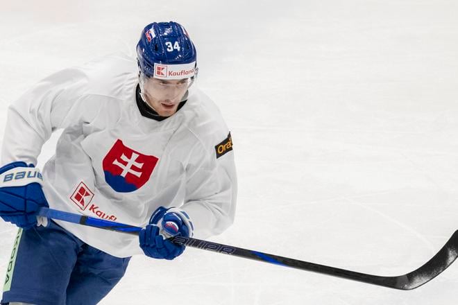  Peter Cehlárik počas tréningu slovenskej hokejovej reprezentácie pred Nemeckým pohárom v meste Landshut, v novembri 2024 v Bratislave.