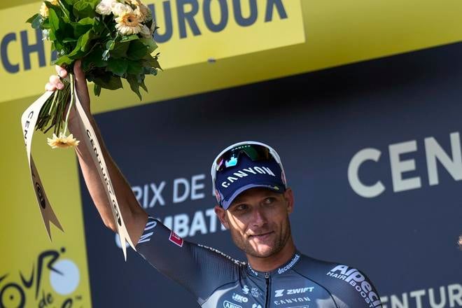 Jonas Rickaert si prevzal cenu pre najaktívnejšieho jazdca 9. etapy Tour de France.