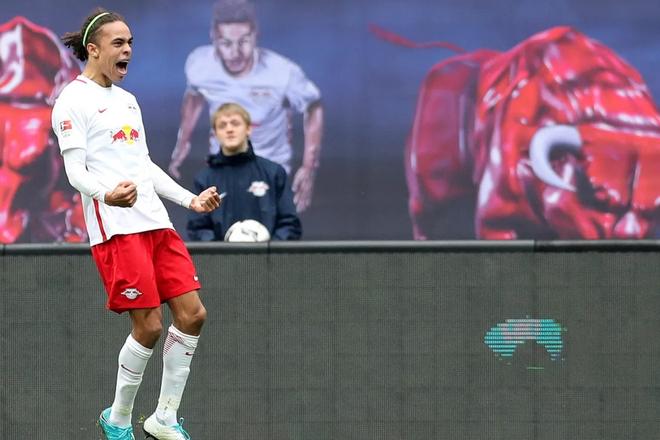 Yussuf Poulsen v drese RB Lipsko.