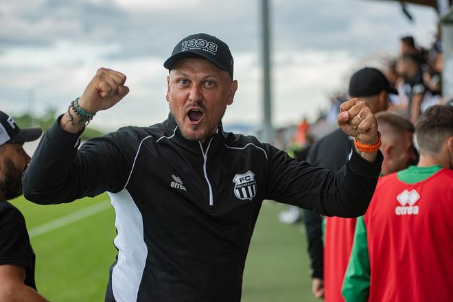 Manažér FCP Dominik Tóth bol zo senzačného víťazstva celý bez seba....
