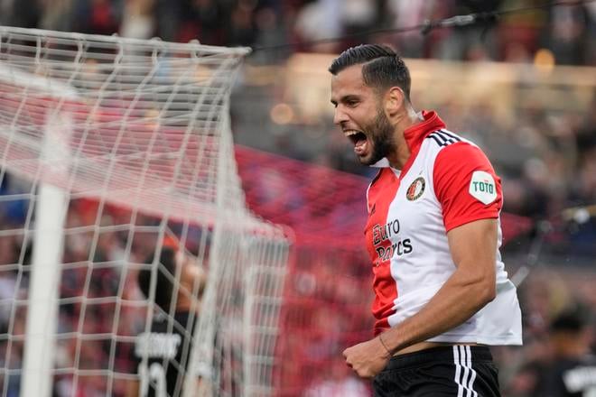Na archívnej snímke slovenský futbalista v drese Feyenoordu David Hancko.