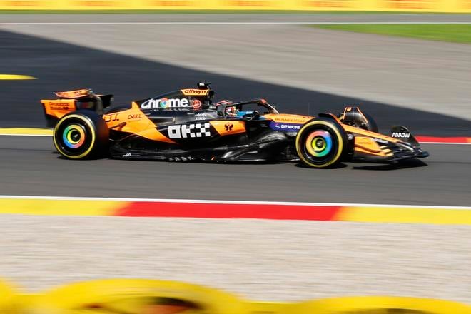 Austrálsky pretekár Oscar Piastri z tímu McLaren.