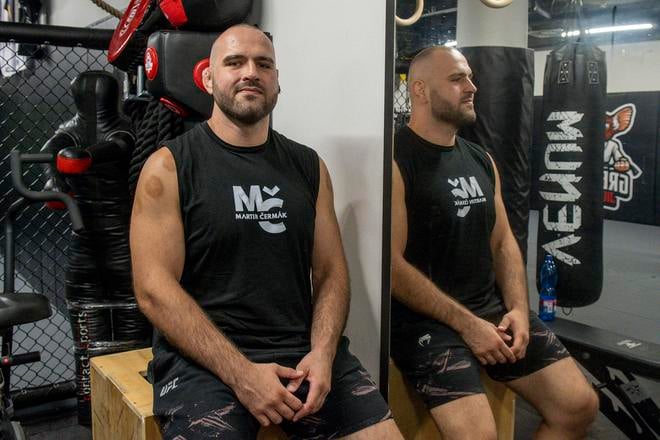 Martin Buday zdolal ďalšiu náročnú prekážku, keď mu UFC postavila do cesty ďalšieho nebezpečného novica. Aktuálne tak ťahá trojzápasovú víťaznú sériu.