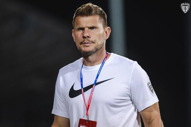 Martin Kuciak.