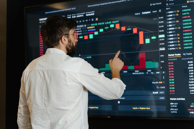The Slovak Association of Securities Dealers has reintroduced its corporate bond scoring initiative Zelený delfín (Green Dolphin). 