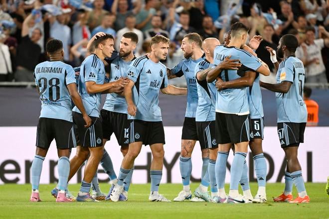 Na snímke radosť hráčov Slovana po strelení druhého gólu v stretnutí 2. predkola LM ŠK Slovan Bratislava - HŠK Zrinjski Mosta.