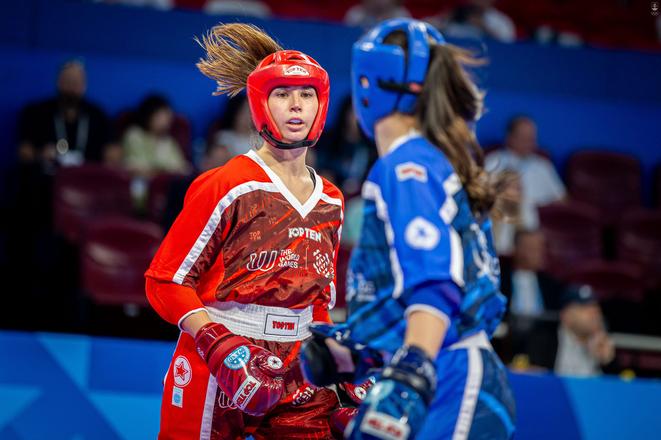Michaela Góralczyková si vo štvrťfinále v disciplíne point fighting do 60 kg v kickboxe na Svetových hrách v Čcheng-tu poradila s Dilrabo Kosolapovou z Uzbekistanu.