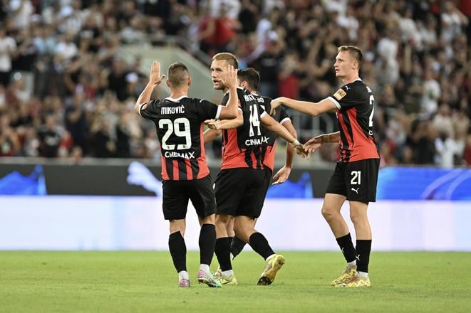Radosť hráčov Trnavy po strelení gólu počas odvetného zápasu 3. predkola Konferenčnej ligy medzi FC Spartak Trnava a Universitatea Craiova vo štvrtok 14. augusta 2025 v Trnave.