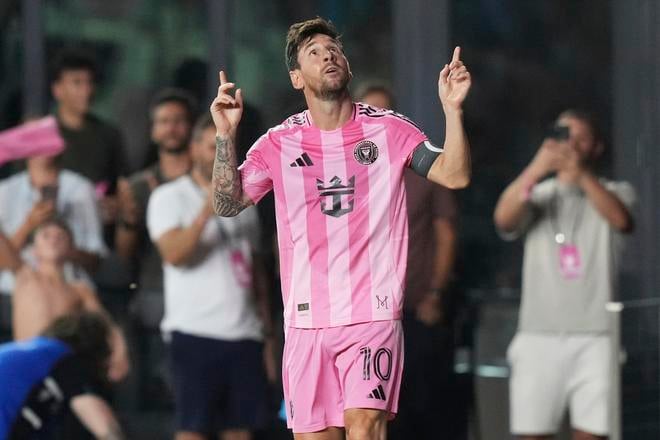 Lionel Messi a jeho reakcia po góle proti LA Galaxy.