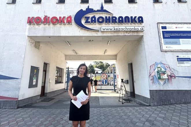 Mária Koránová outside the headquarters of the state ambulance service, where she has been unable to work for years despite still being employed.