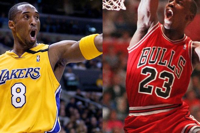 Popis: Kobe Bryant a Michael Jordan. Spoločná kartička s ich podpismi sa vydražila za rekordnú sumu.