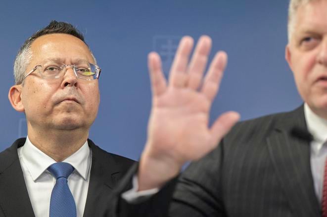 Finance Minister Ladislav Kamenický with PM Robert Fico
