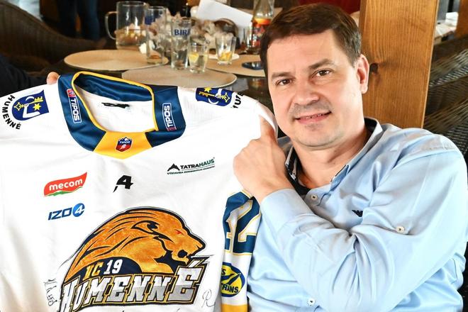 Prezident hokejového klubu HC 19 Humenné Peter Ždiňak, ktorý je vo svojej funkcii už šiesty rok.