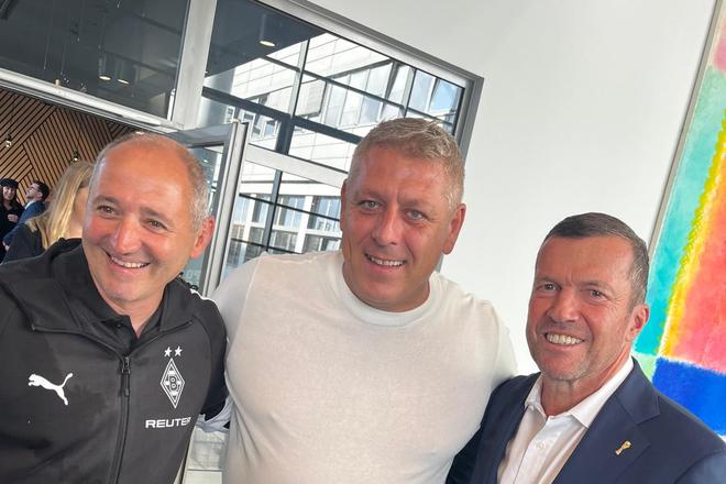 Igor Demo v spoločnosti vicemajstra sveta z roku 2002 Olivera Neuvilleho (vľavo) a majstra sveta z roku 1990 Lothara Matthäusa (vpravo).