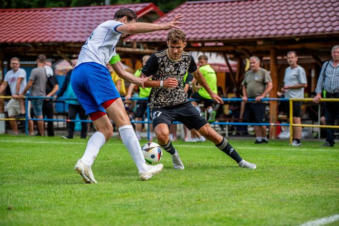 V generálke Banskobystričania deklasovali Zvolenčanov 5:0. Dva góly Dukly v nej strelil útočník Oliver Reiter (vpravo).