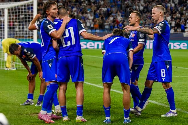 Radosť našich futbalistov po prvom góle v sieti Nemecka. 