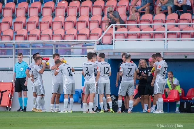 Futbalisti nováčika STU Košice sa domácej premiéry nedočkali.