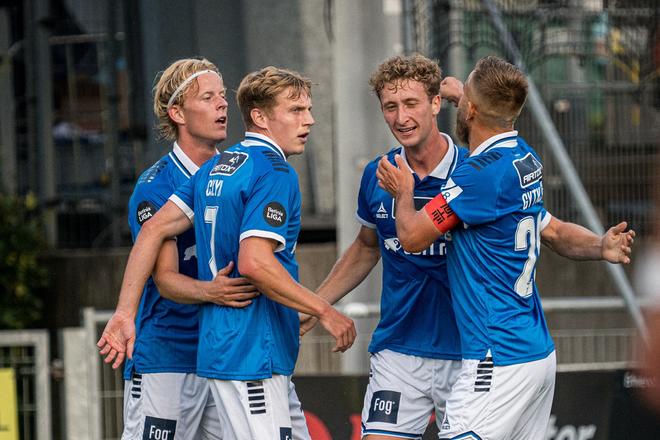 Na fotke hráči dánskeho Lyngby.