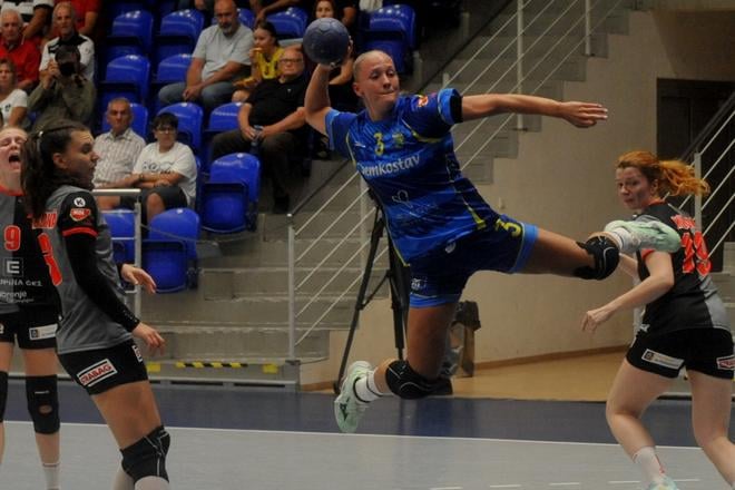 Alena Dvorščáková bola s 9 gólmi streleckou líderkou hádzanárok Iuventy Michalovce pri výhre nad pražskou Slaviou.