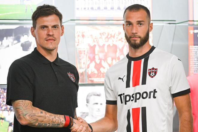 Športový riaditeľ Trnavy Martin Škrtel a Lazar Stojsavljevič (vpravo).