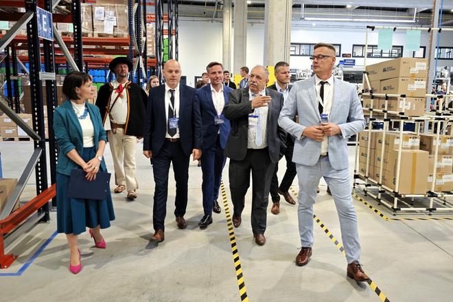 Tour of the DH Autolead plant in Krásno nad Kysucou.