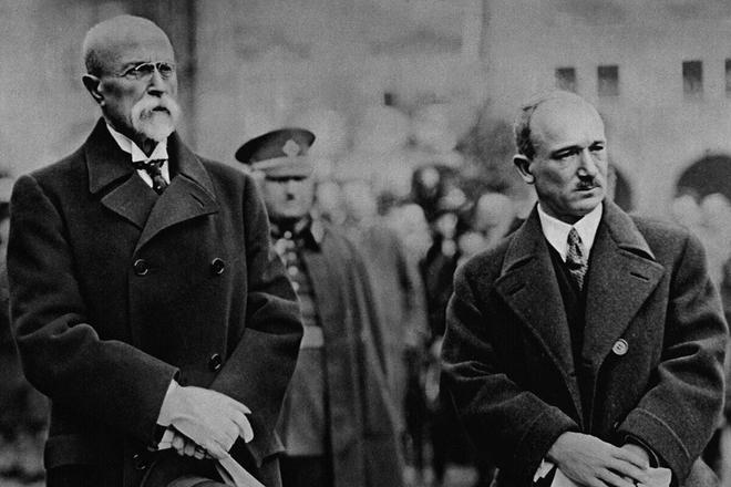 Словацький політик Андрей Глінка спрямовував свою критику насамперед проти найвищого державного керівництва, яке уособлювали президент Т. Г. Масарик та міністр закордонних справ Едвард Бенеш (обидва на фото)