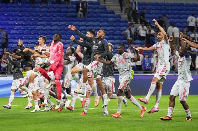 Futbalisti Lyonu sa tešia z výhry po zápase 5. kola francúzskej Ligue 1 Olympique Lyon - SCO Angers.