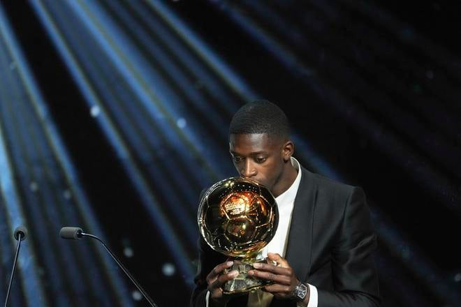 Ousmane Dembele počas slávnostného odovzdávania cien.