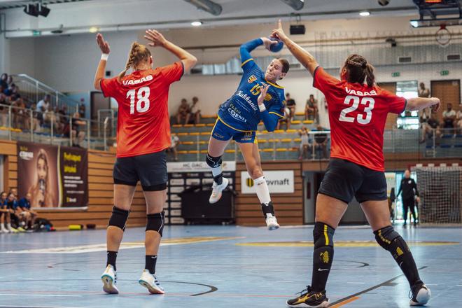 Kanonierka Eliška Desortová momentálne chýba hádzanárkam HC DAC Dunajská Streda v úvode sezóny pre zranenie.